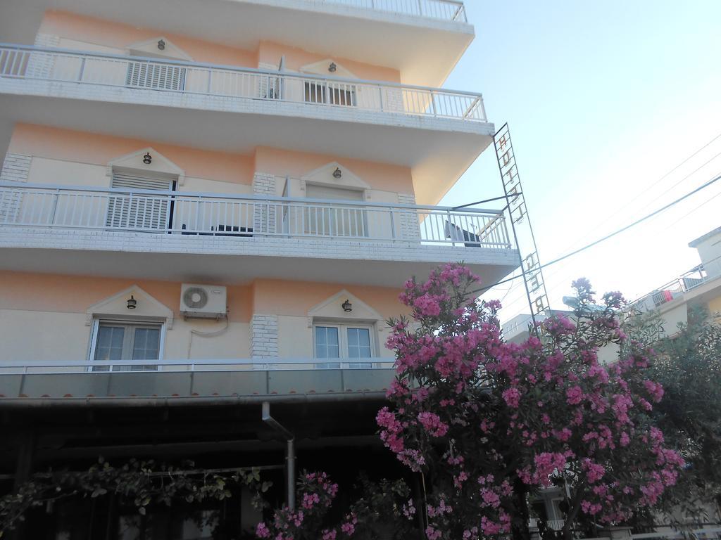 Hotel Germany Paralía Kültér fotó